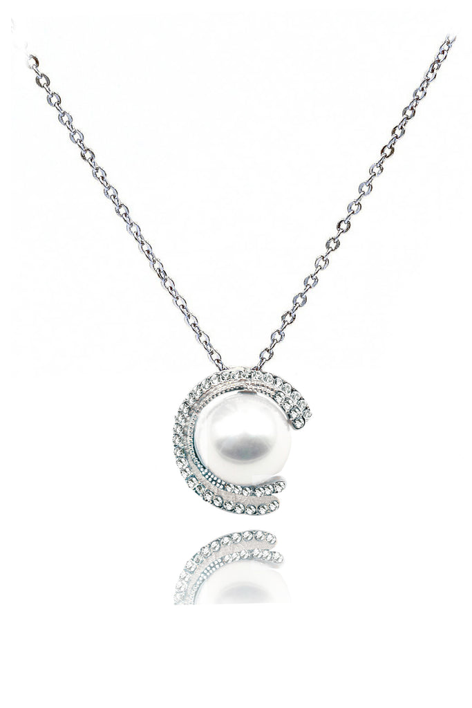 Fashion Half Moon Pearl Necklace
