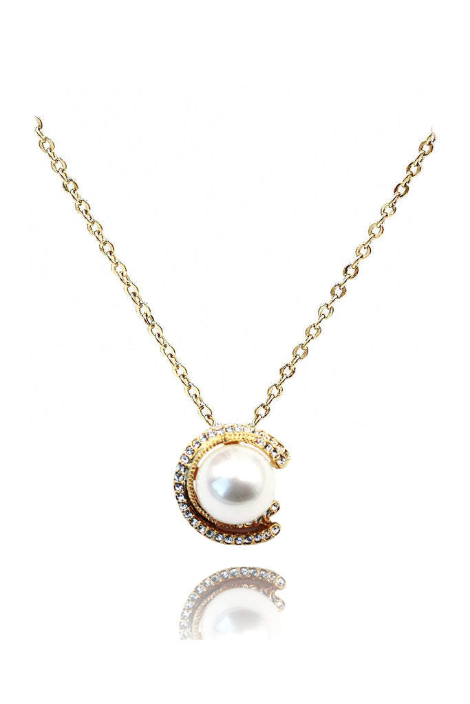 Fashion Half Moon Pearl Necklace