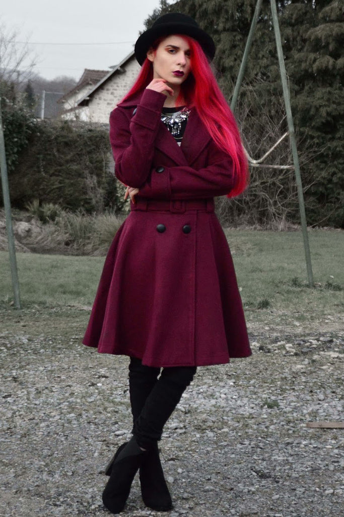 Elegant traditional exaggeration necklace