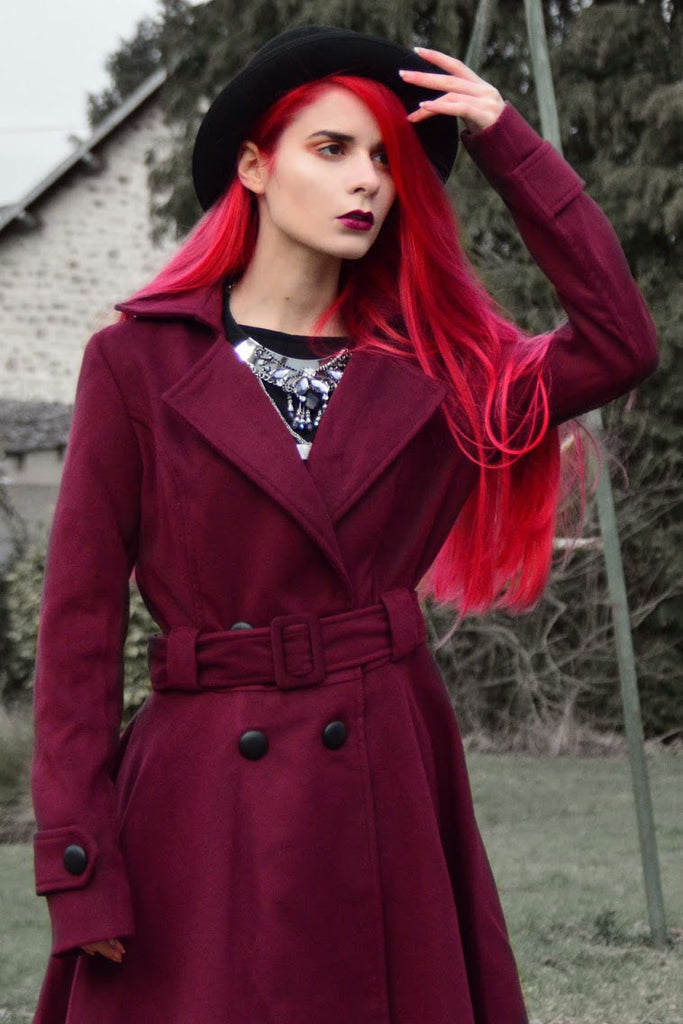 Elegant traditional exaggeration necklace