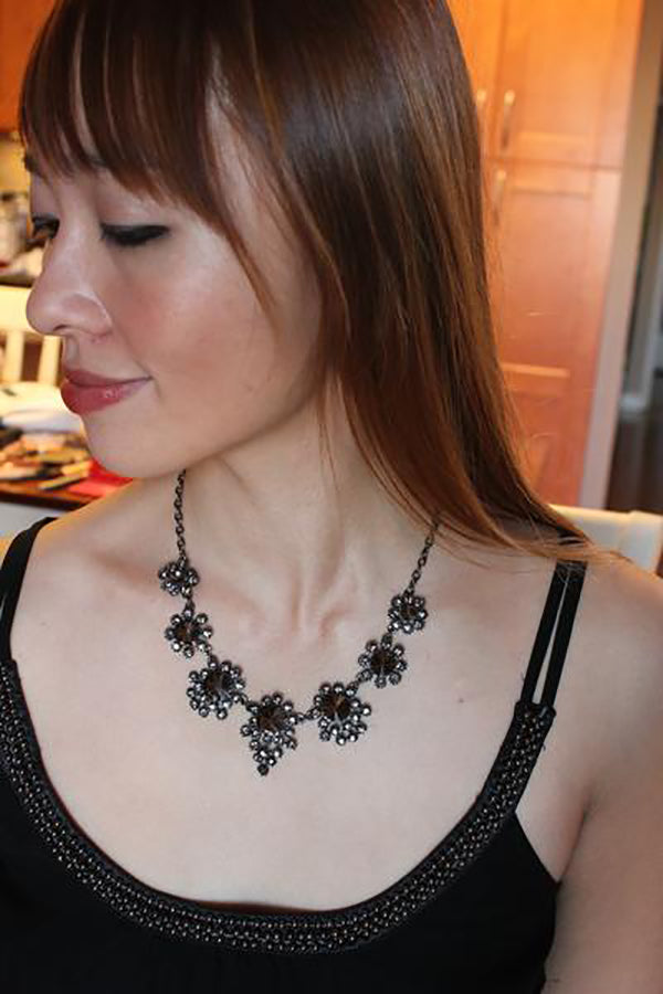 noble flower crystal necklace earrings black set