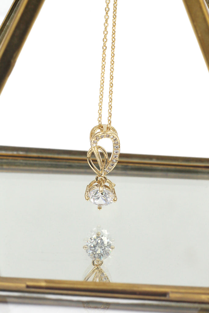 fashion shiny crystal necklace
