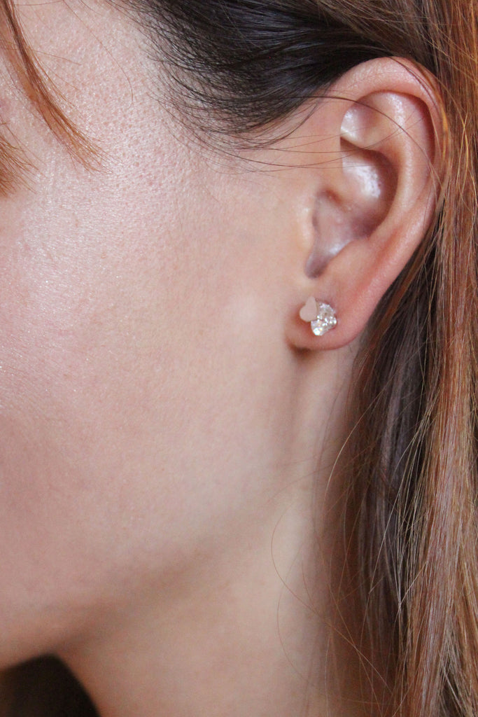 Fashion little heart crystal earrings