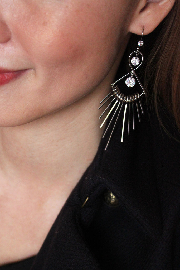 Noble tide crystal earrings