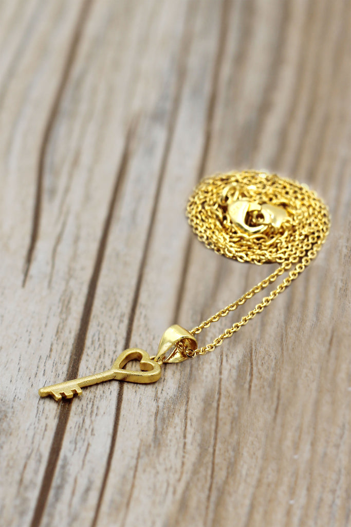 simple love key necklace