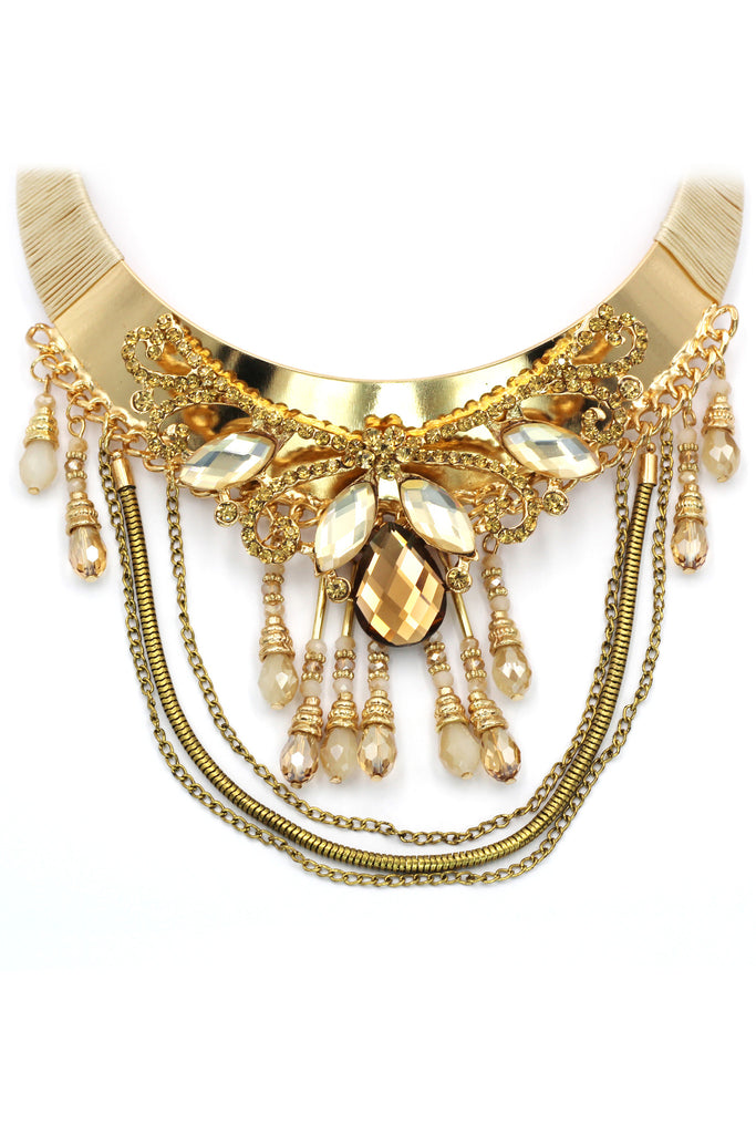 Elegant traditional exaggeration necklace