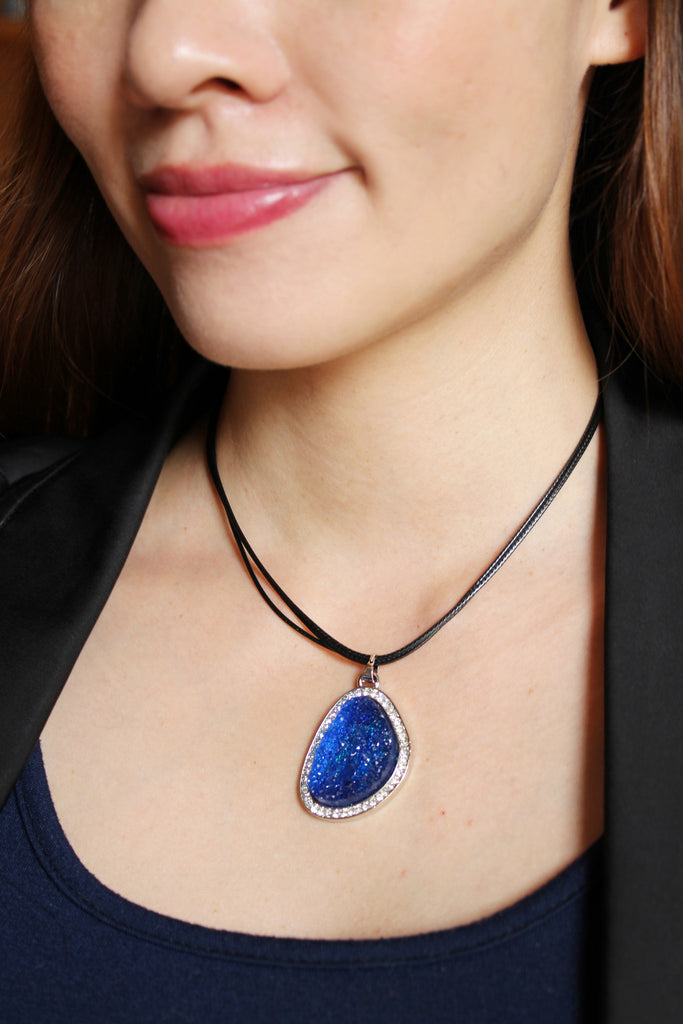 fashion blue crystal original black leather necklace