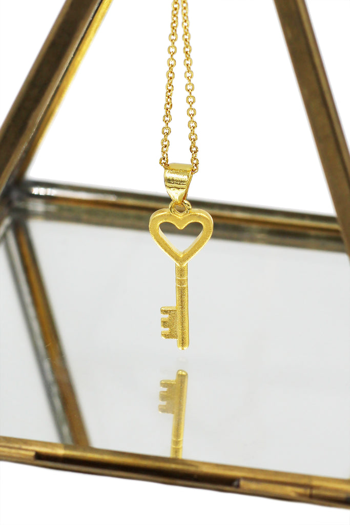 simple love key necklace