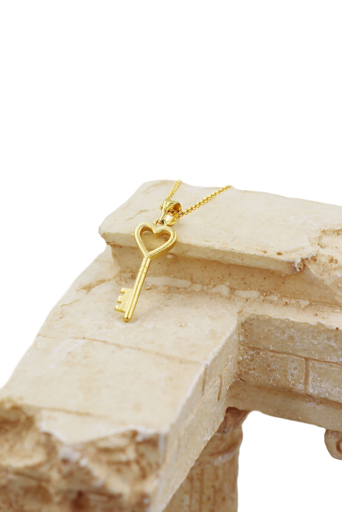 simple love key necklace