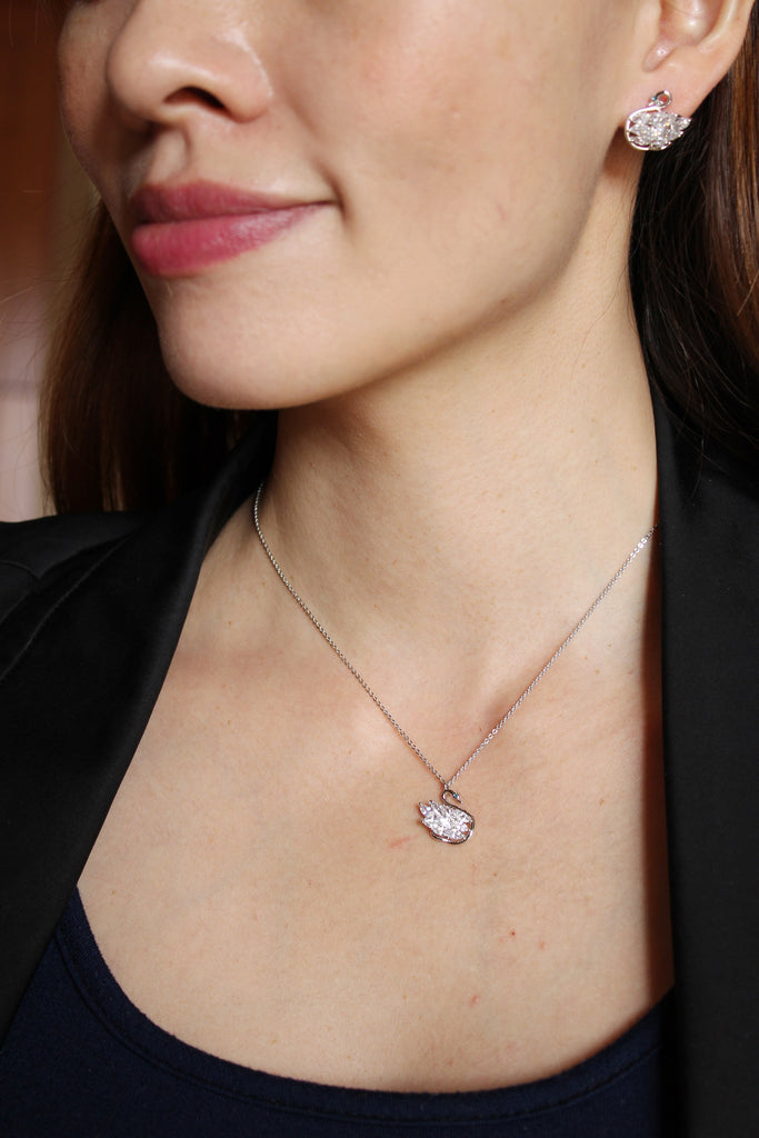 shiny crystal swan earrings necklace set