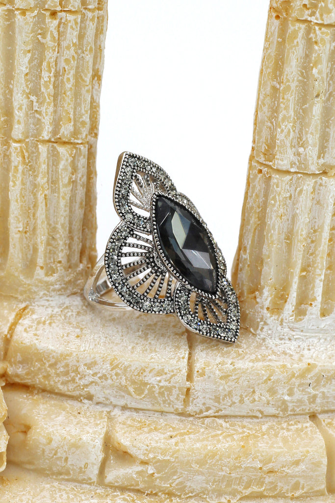 noble gray black crystal silver ring