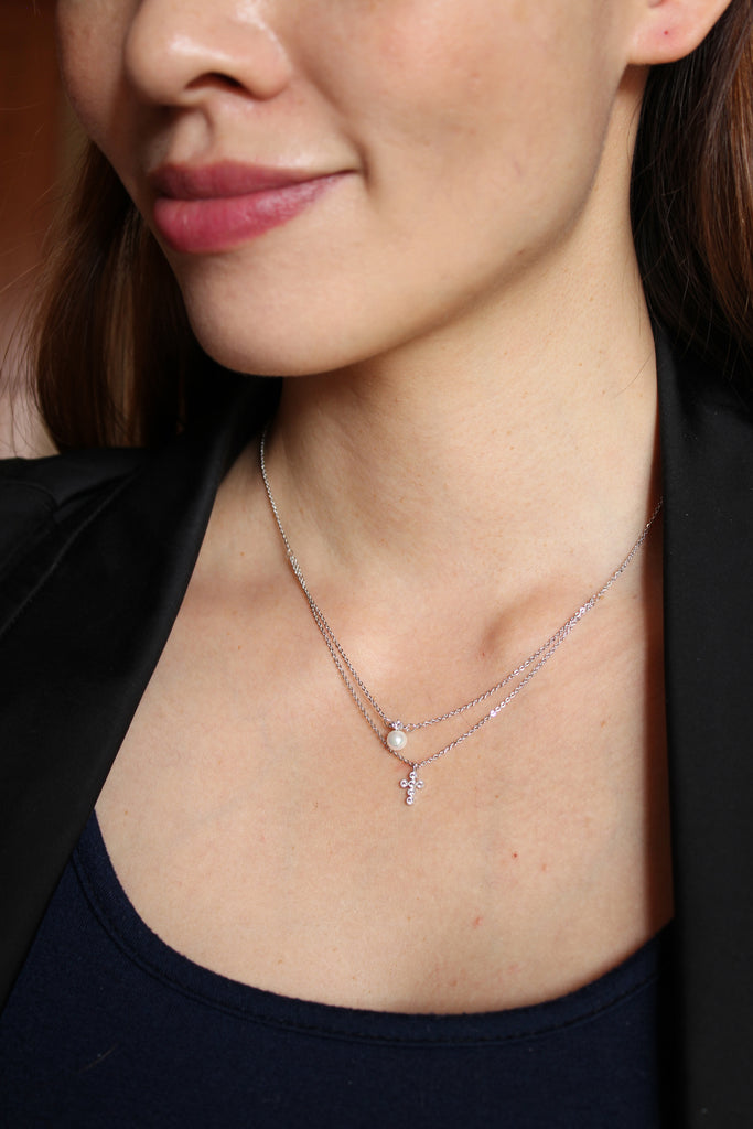 duplexes mini crystal cross pearl necklace