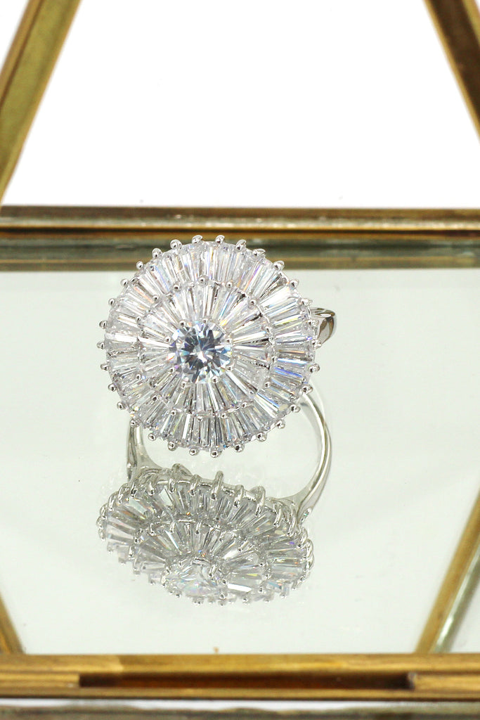 fashion sparkling crystal silver ring