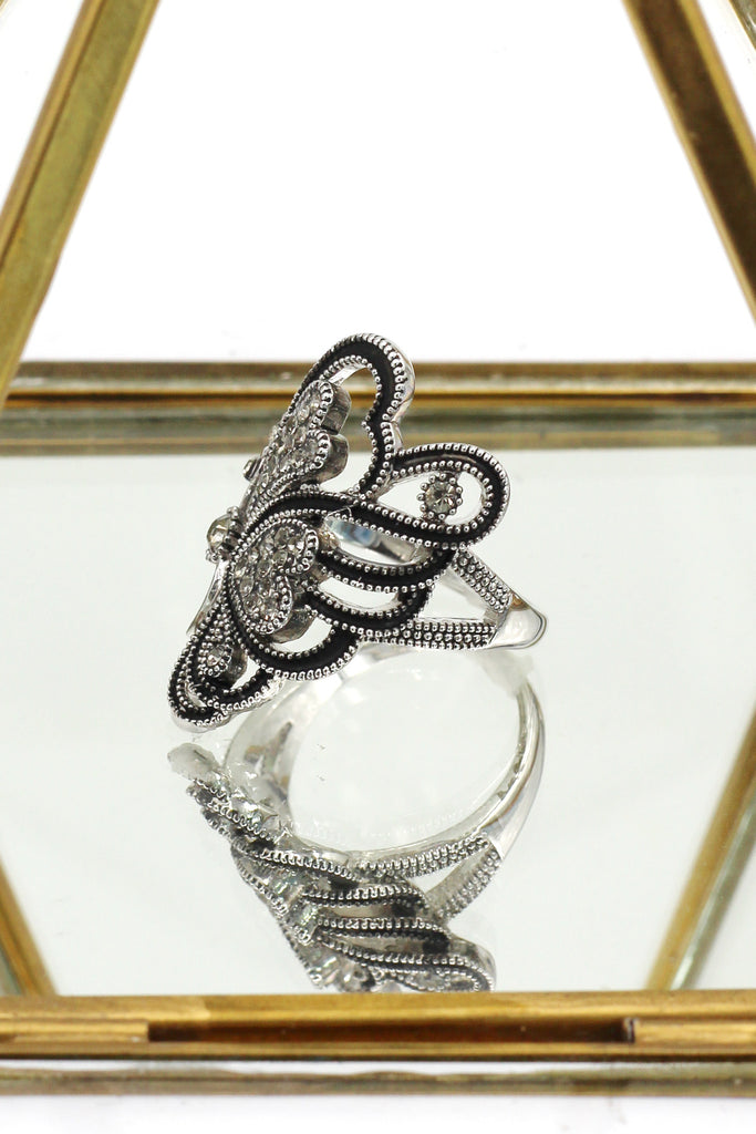 noble half crystal wing butterfly ring