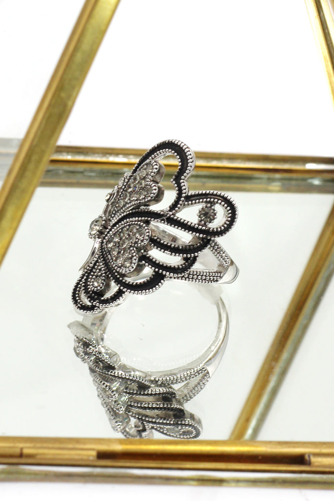 noble half crystal wing butterfly ring