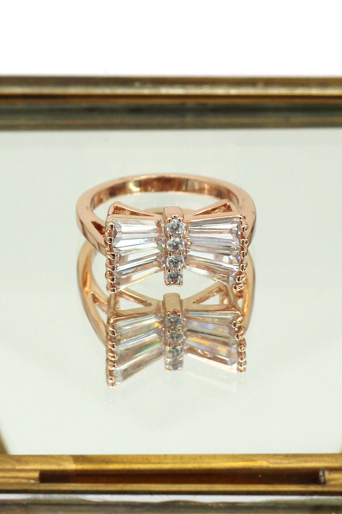 noble horizontal crystal ring