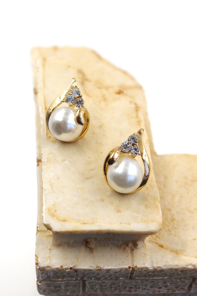 elegant pearl crystal necklace earrings set