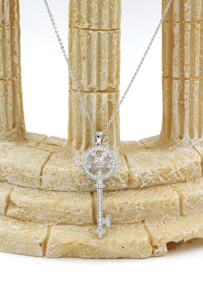 fashion shiny crystal key necklace