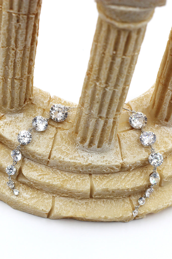 elegant personality shiny earrings