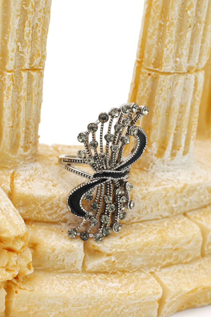 fashion music symbol crystal ring