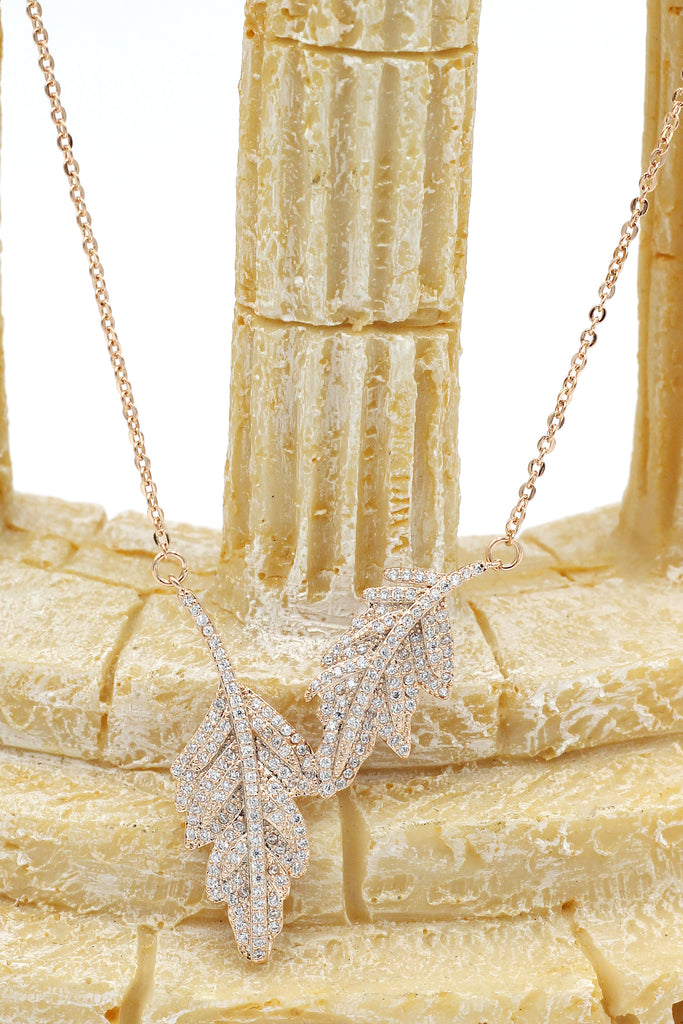 fashion crystal leaf clavicle necklace