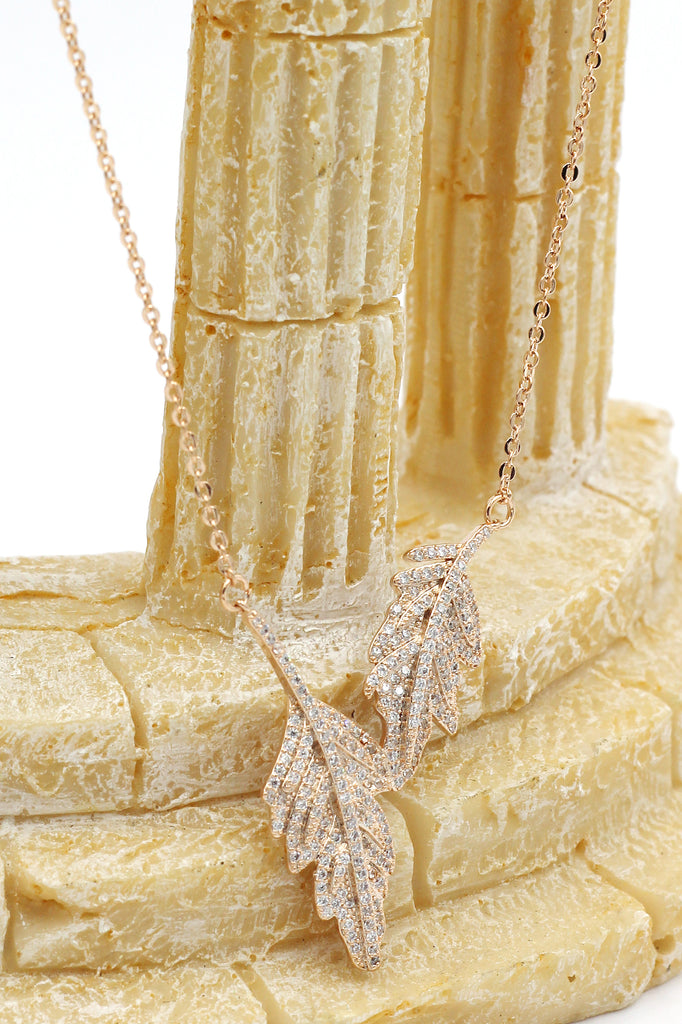 fashion crystal leaf clavicle necklace