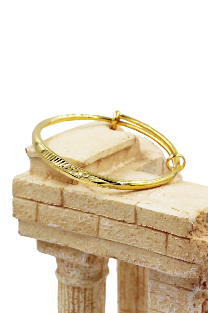 fashion feather pattern bracelet