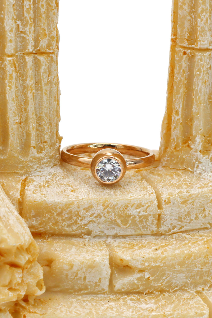 fashion bullet head crystal rose gold ring