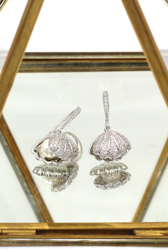 fashion shell pearl necklace earrings set
