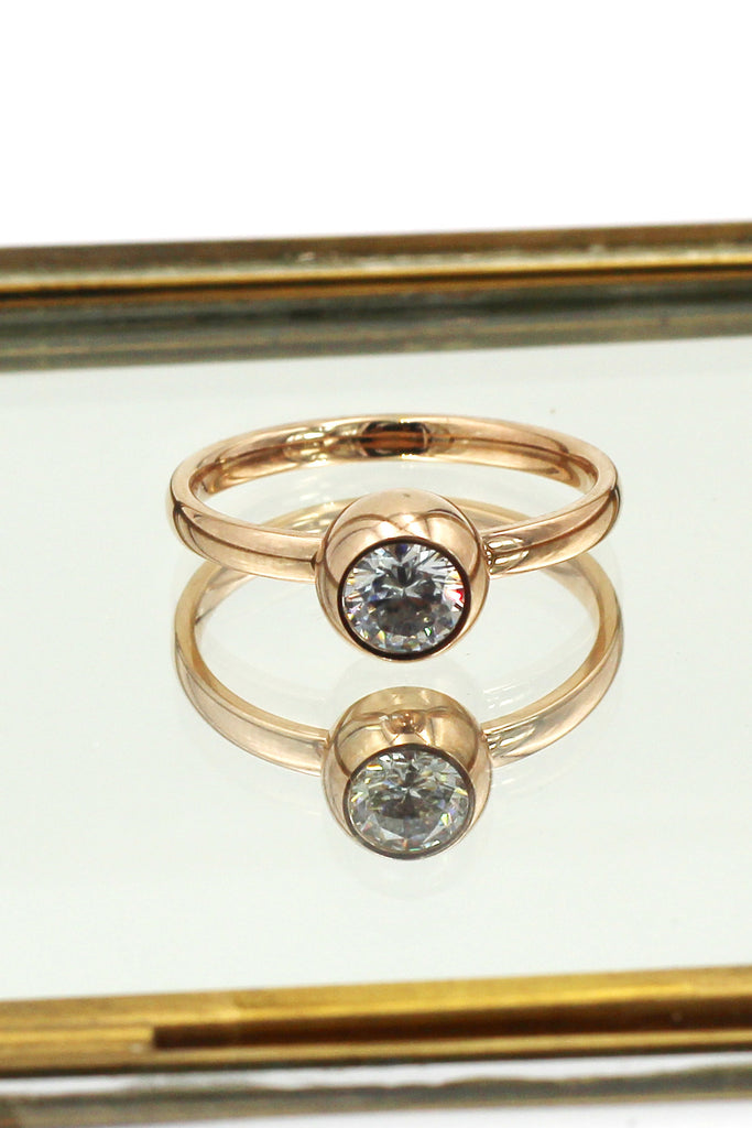 fashion bullet head crystal rose gold ring
