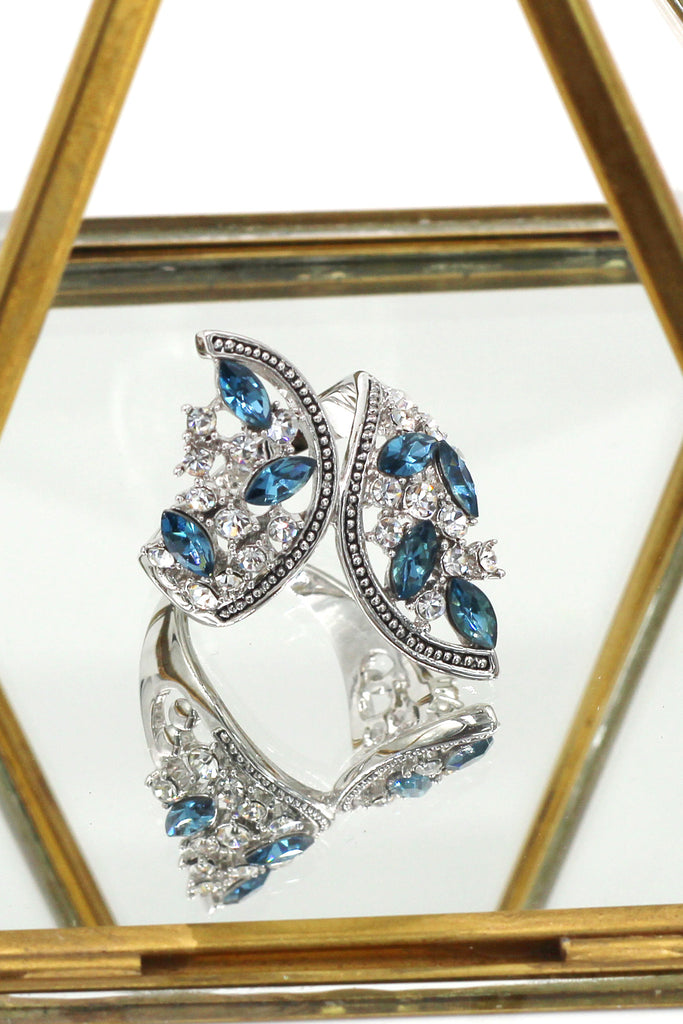 elegant symmetry crystal ring