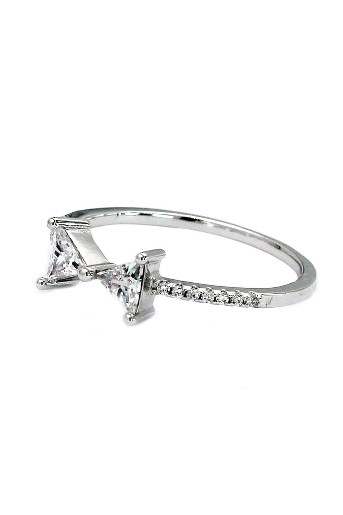 delicate butterfly crystal ring
