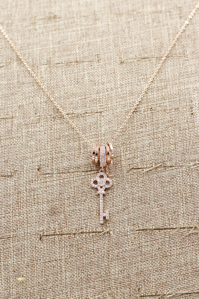 fashion mini key crystal necklace