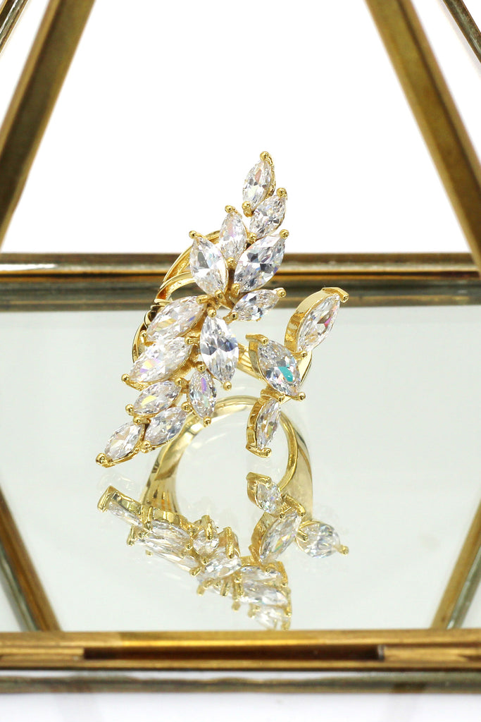 noble golden asymmetry crystal ring