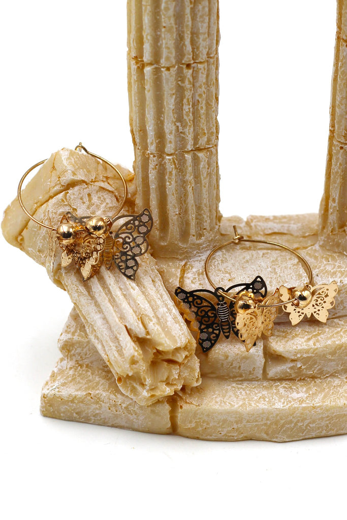 Elegant butterfly circle earrings