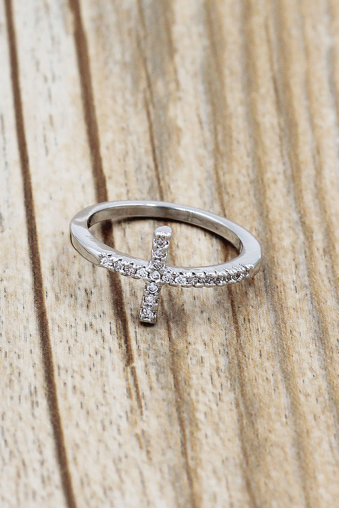 Elegant crystal cross silver ring