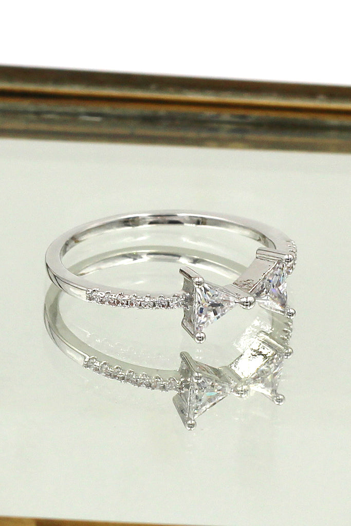 delicate butterfly crystal ring