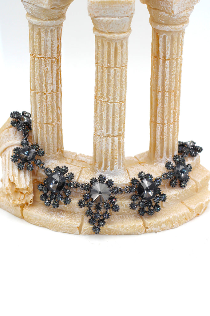 Fine fashion crystal necklace