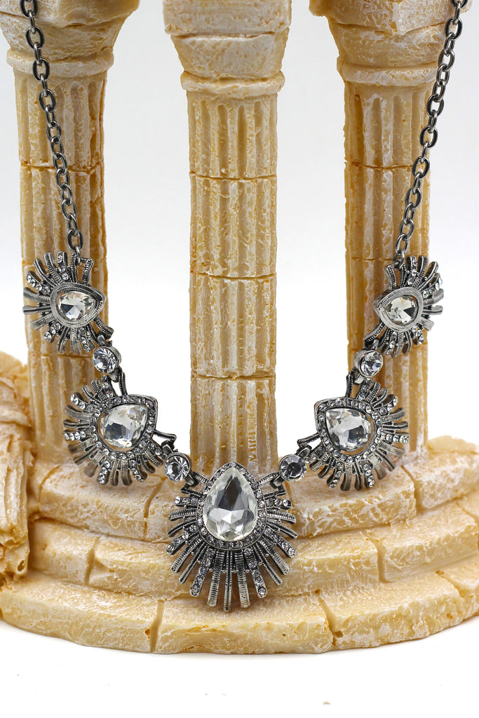 Fine fashion silver crystal necklace