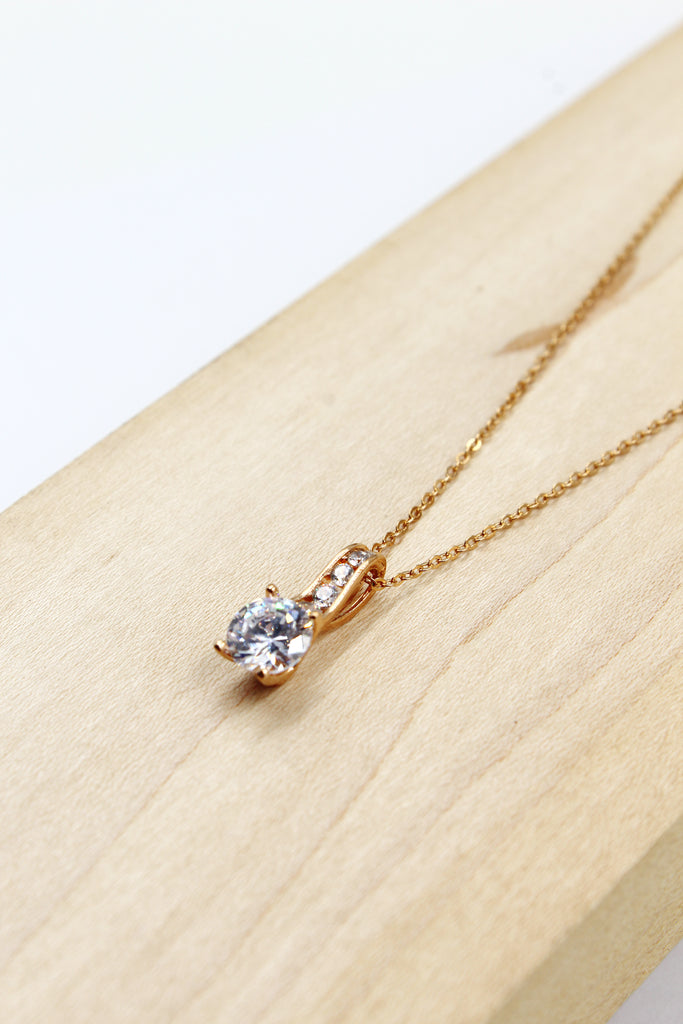 elegant rose gold crystal necklace