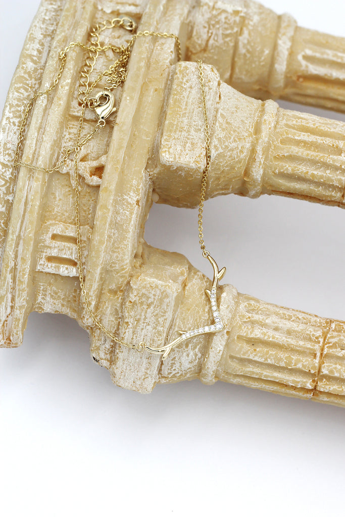 fashion antler crystal necklace
