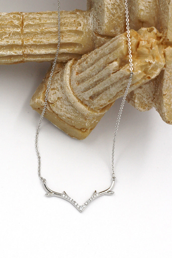 fashion antler crystal necklace
