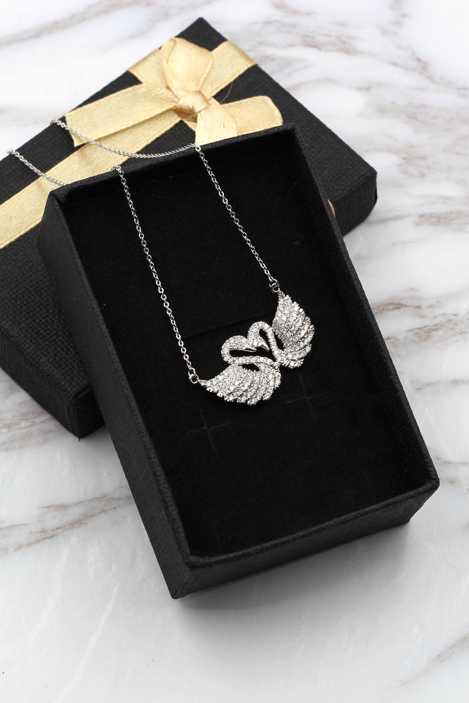 sweet swan love crystal necklace