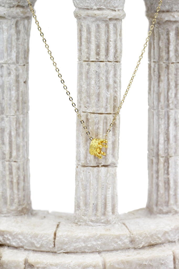 fashion mini crown pendant necklace