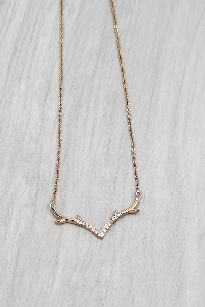 fashion antler crystal necklace