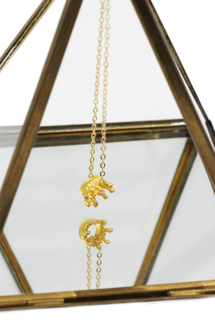 fashion mini crown pendant necklace