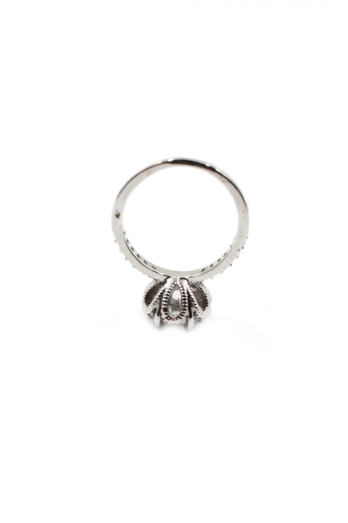 fashion daisy crystal ring