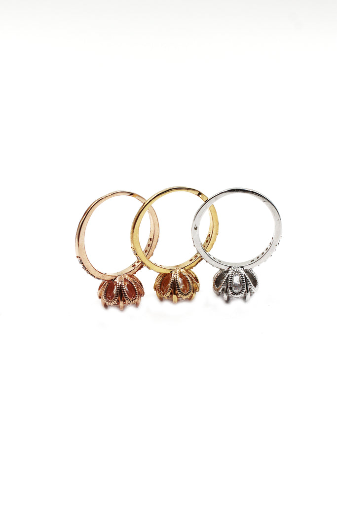 fashion daisy crystal ring