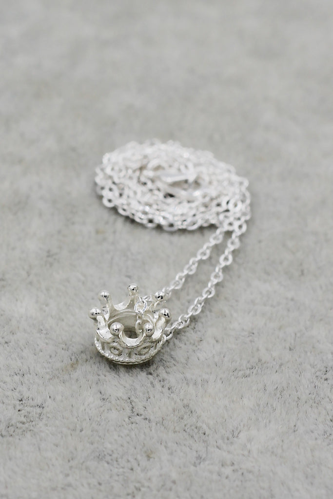 fashion mini crown pendant necklace