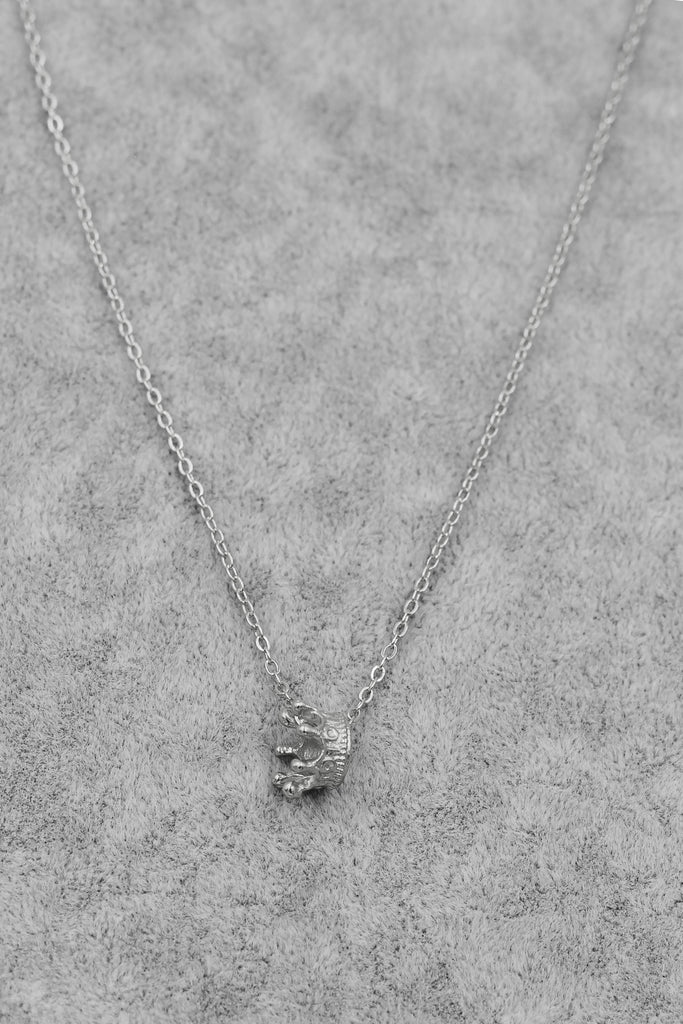 fashion mini crown pendant necklace